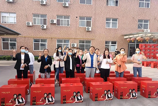 Hebei Jingze equipe de recrutamento de têxteis para as novas linhas de produção