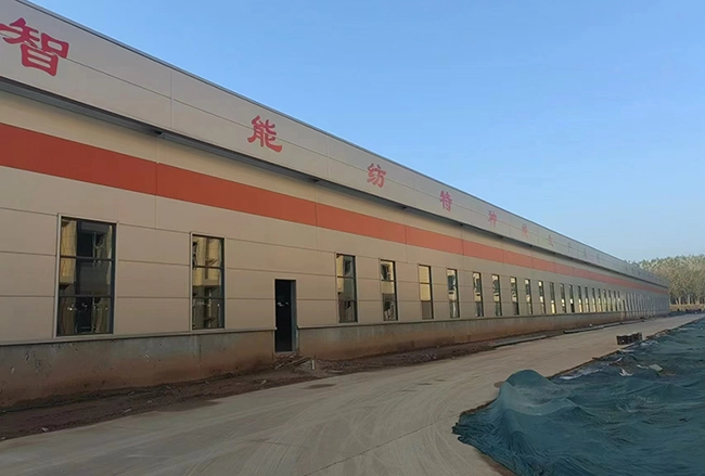A maior base de produção de linhas de costura no norte